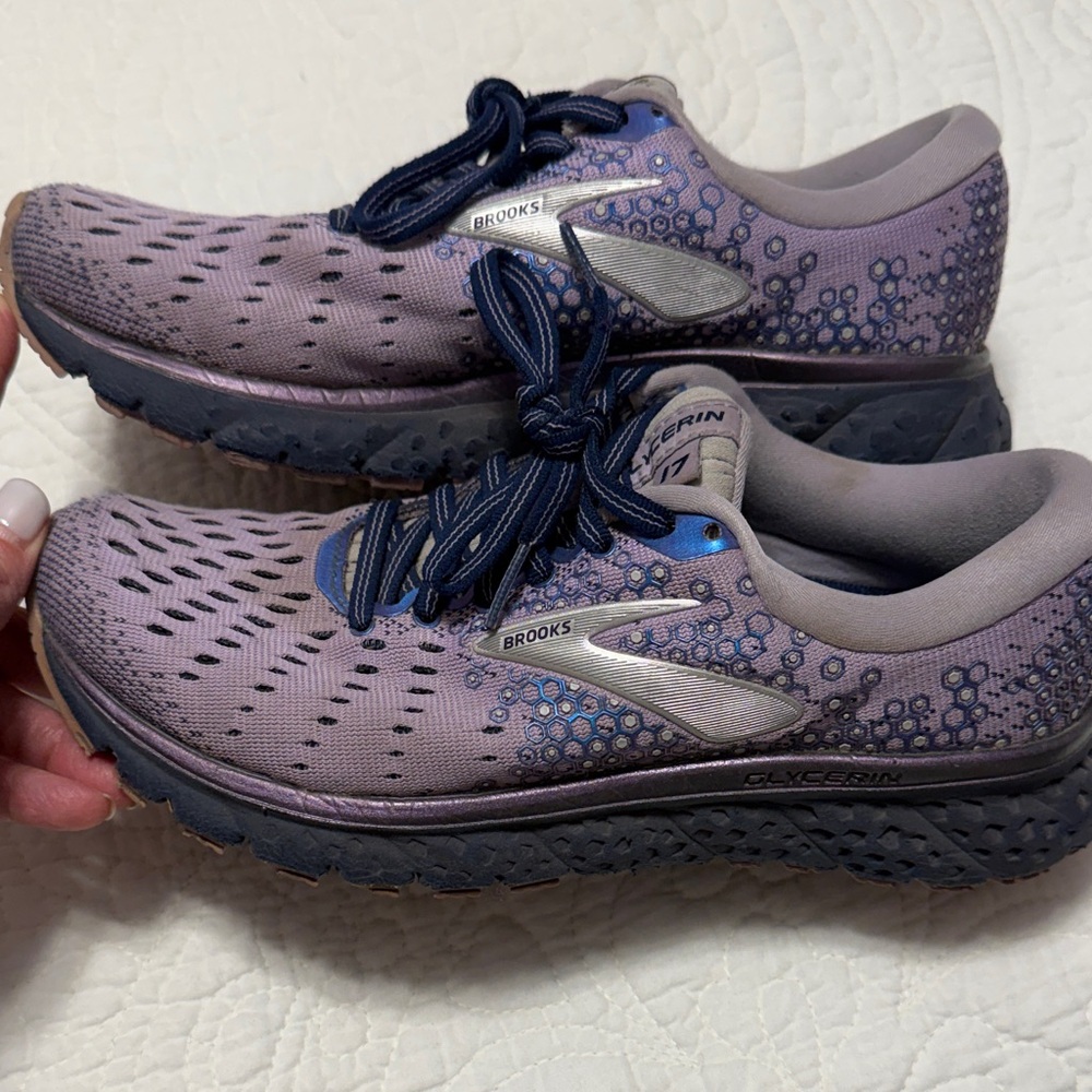 Brooks Women's Lavender and Navy Athletic Shoes